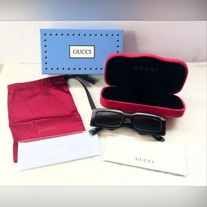 Black Sunglasses with Case